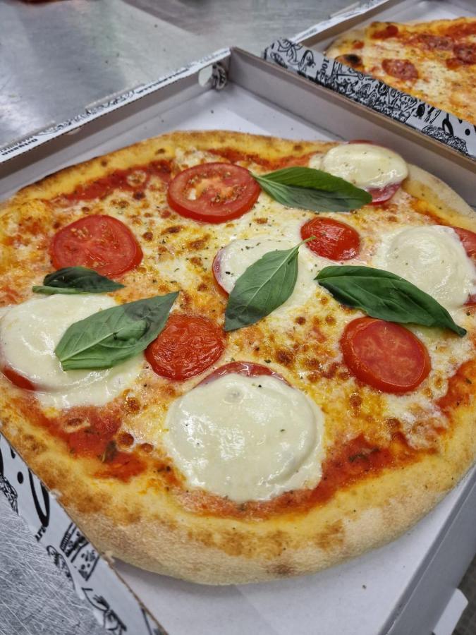 Hotel Ristorante Da Franco 제펠트 외부 사진